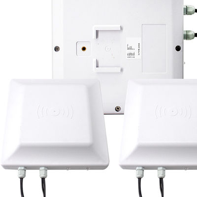 Contrôle d'accès de carte de la fréquence ultra-haute RFID de long terme de RJ45 RS485 960 mégahertz de construction dans l'antenne de 7 DBi